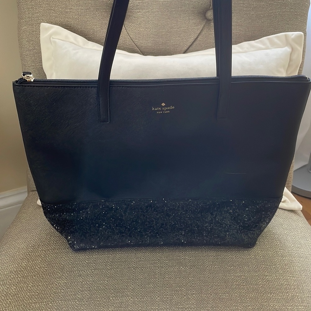 SOLD-Kate Spade tote